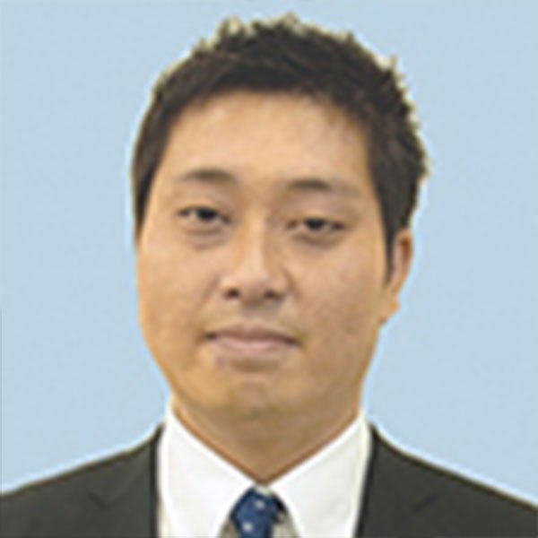 担当 岸