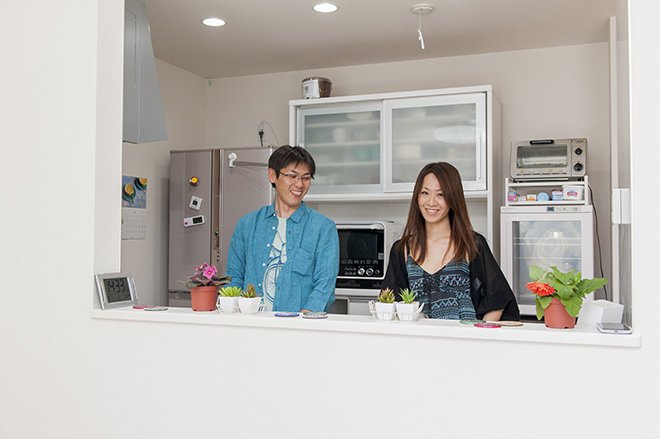 広いキッチンは2人でも快適!