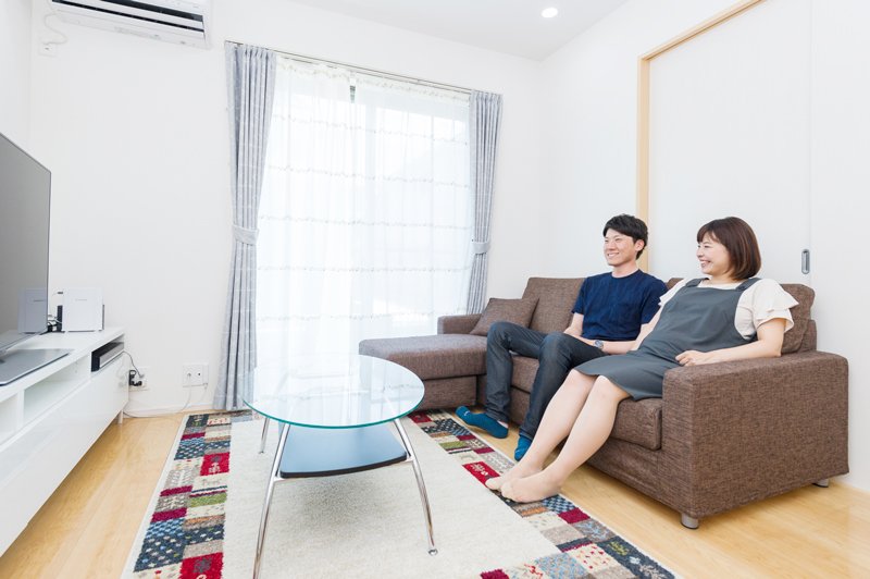 慣れない戸建て暮らしで、普段は1階で過ごすことが多いとか