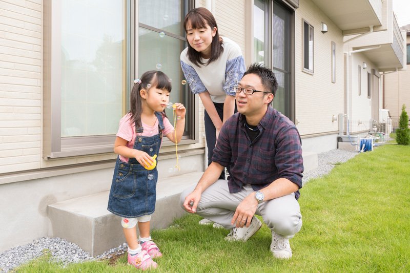 夏にはビニールプールを出して、自宅の庭で水遊びもできました