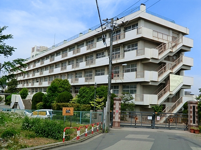 東浦和小学校