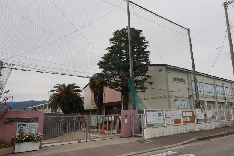 瓦木中学校