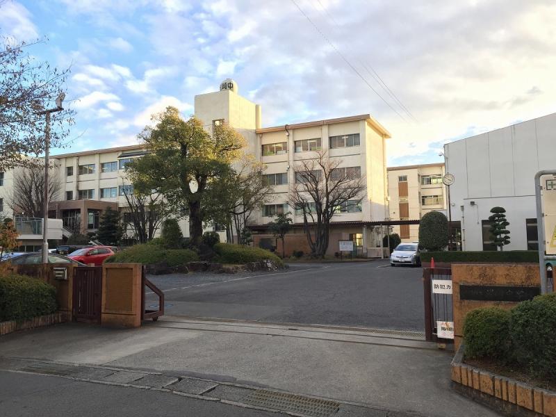 小牧市立岩崎中学校