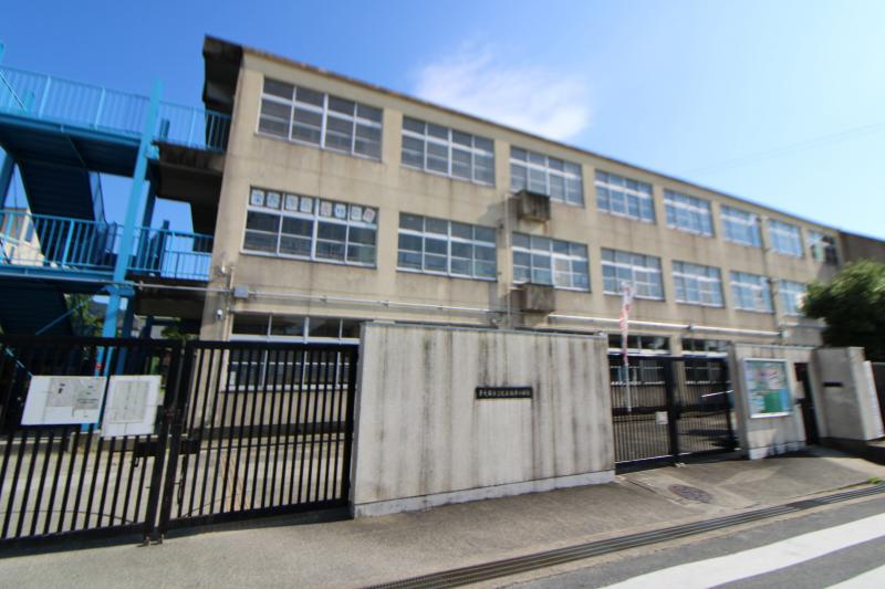 孔舎衙東小学校