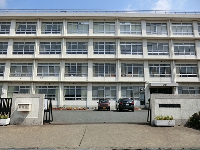 神明中学校