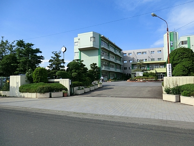 松伏中学校