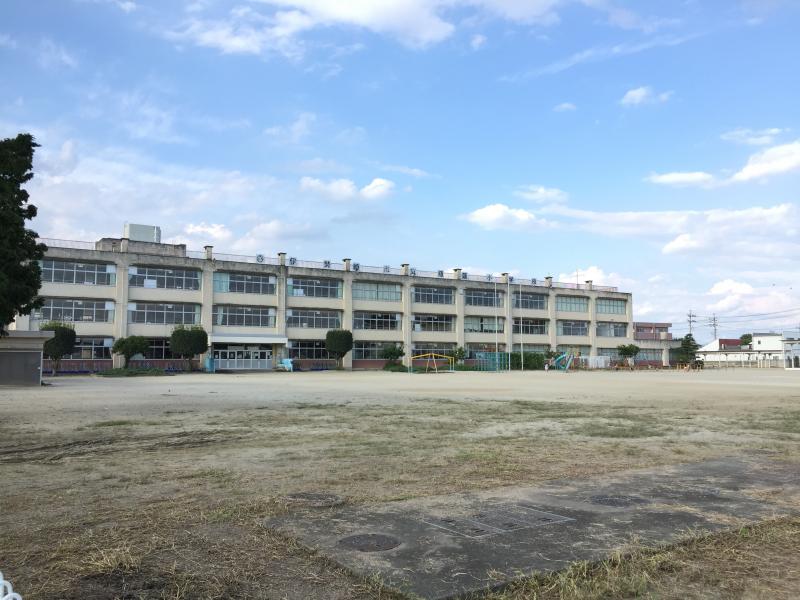 殖蓮小学校