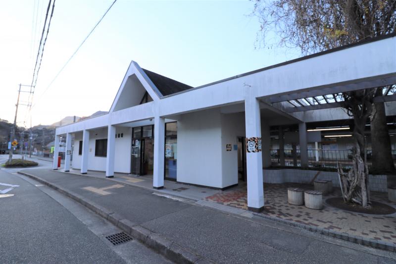JR生瀬駅