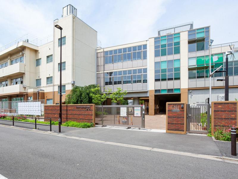 府中市立府中第五中学校