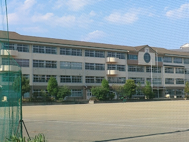 市立上柚木中学校