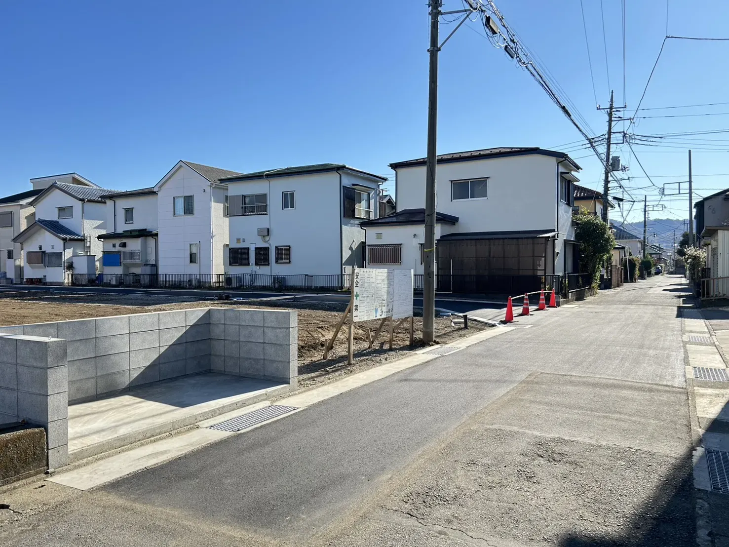 販売現地