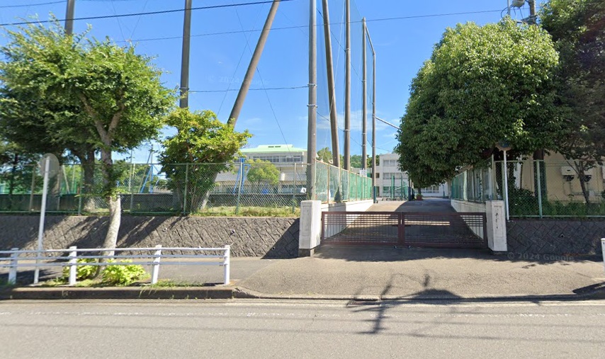 釜利谷中学校