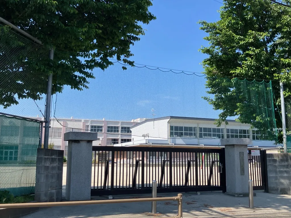 大和市立桜丘小学校