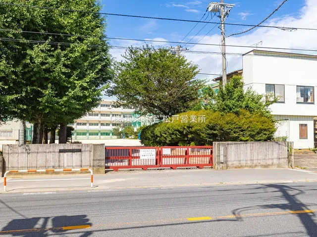 鎌ケ谷市立第二中学校