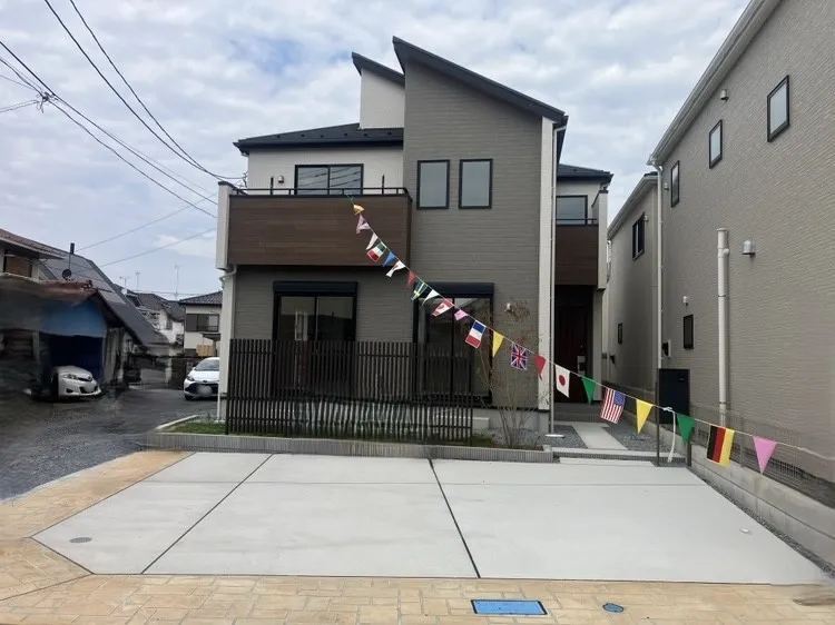 【外観】堂々完成!!お気軽に遊びに来てみてください♪