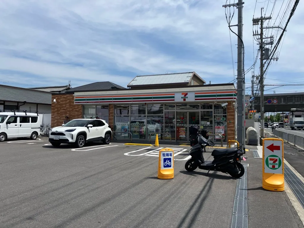 セブンイレブン 伊丹御願塚3丁目店