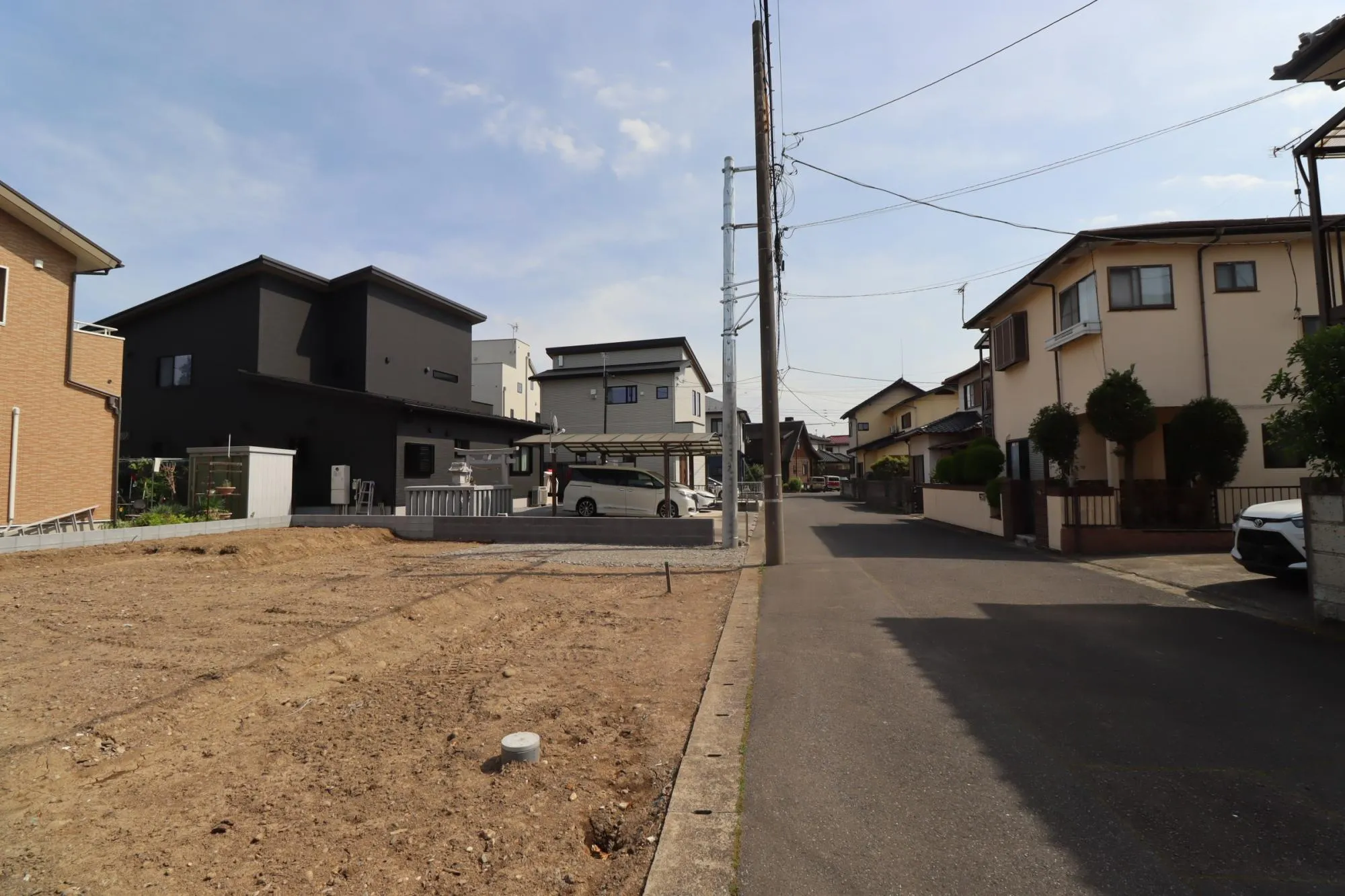 前面道路含む現地(造成後)