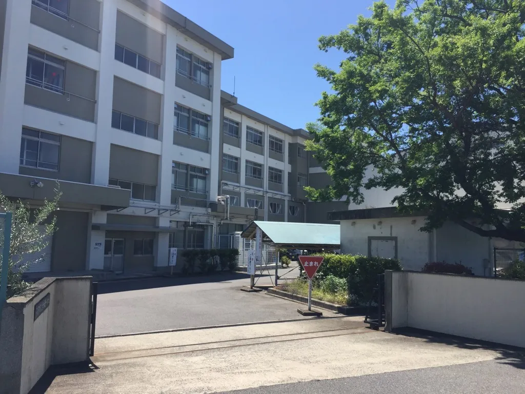 若林西小学校