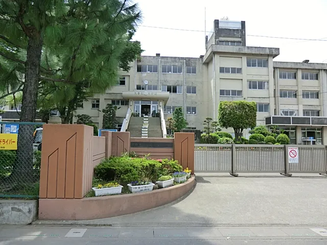 久喜東中学校