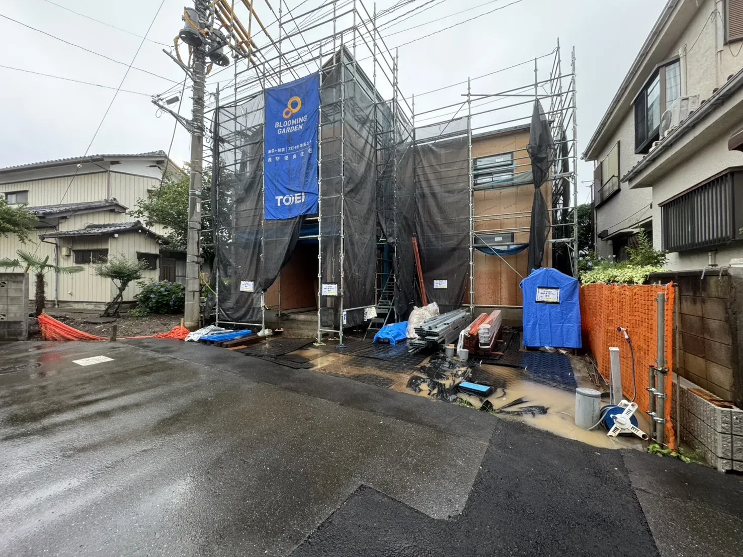 前面道路含む現地写真