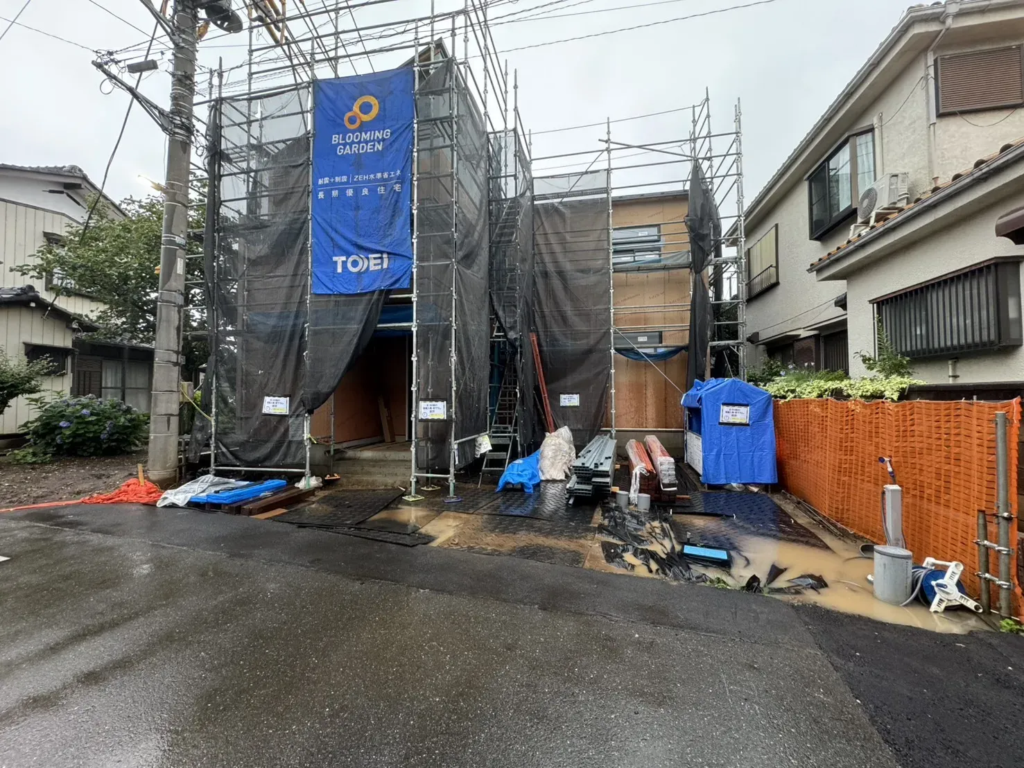 前面道路含む現地写真