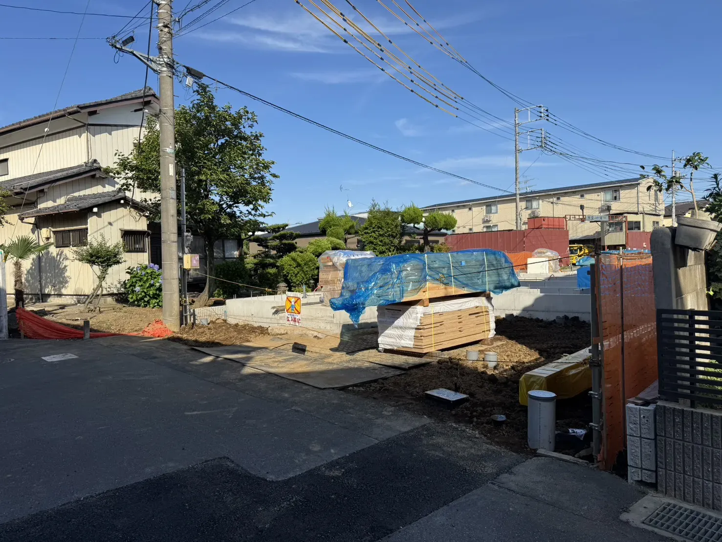 前面道路含む現地写真