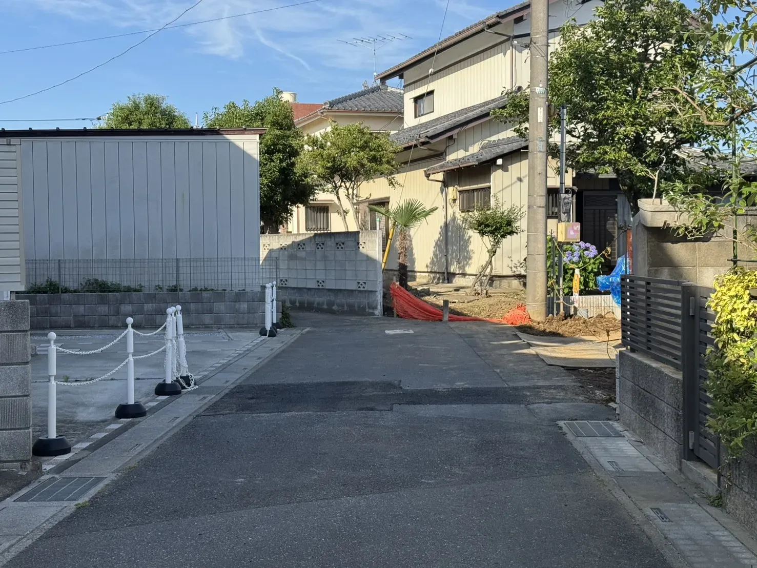 ②号棟側前面道路