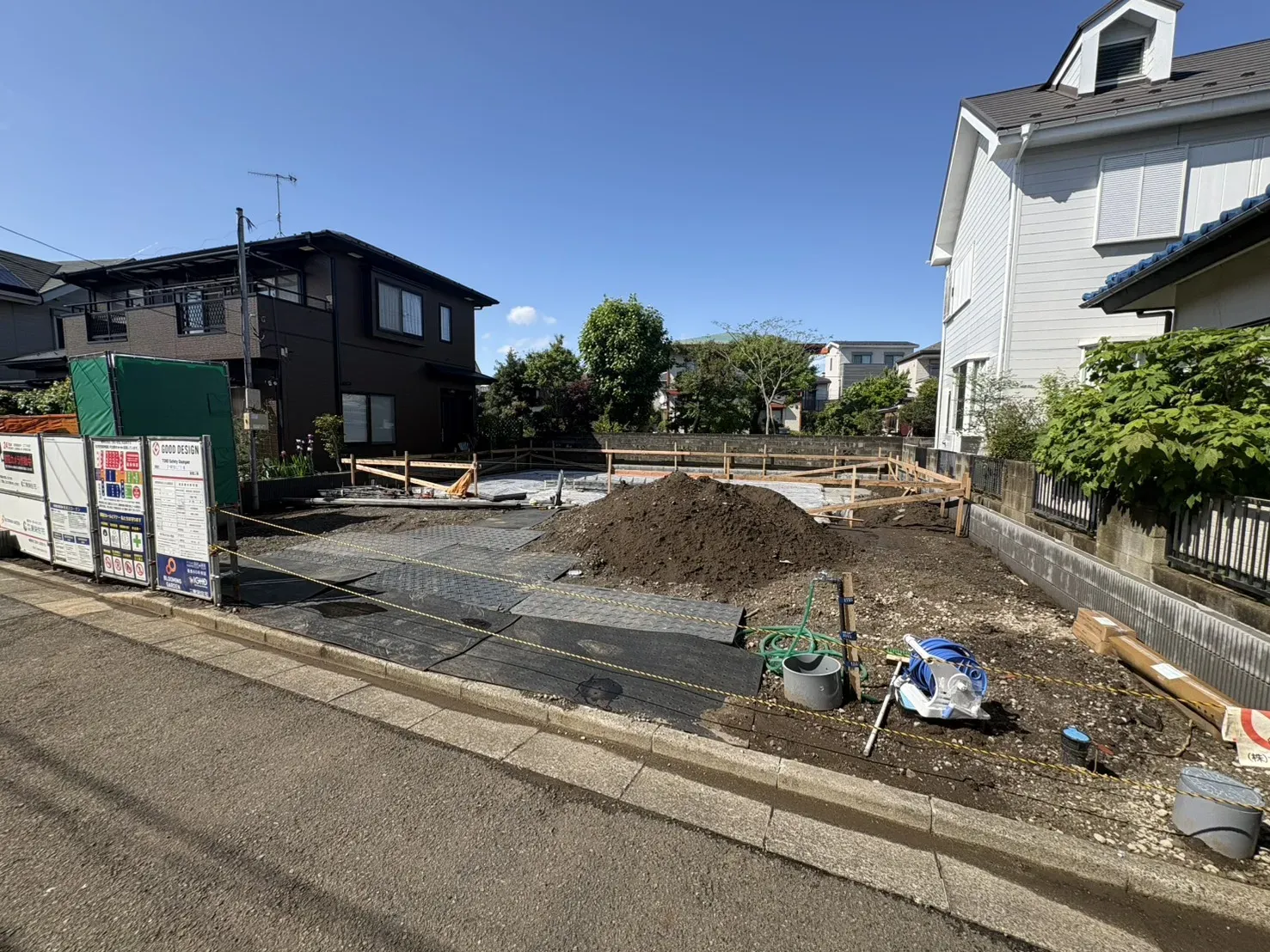 住人以外の車の進入も少なく、小さなお子様を持つご家庭にも安心