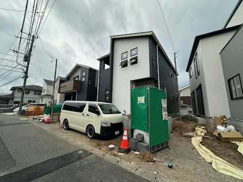 【2号棟外観】