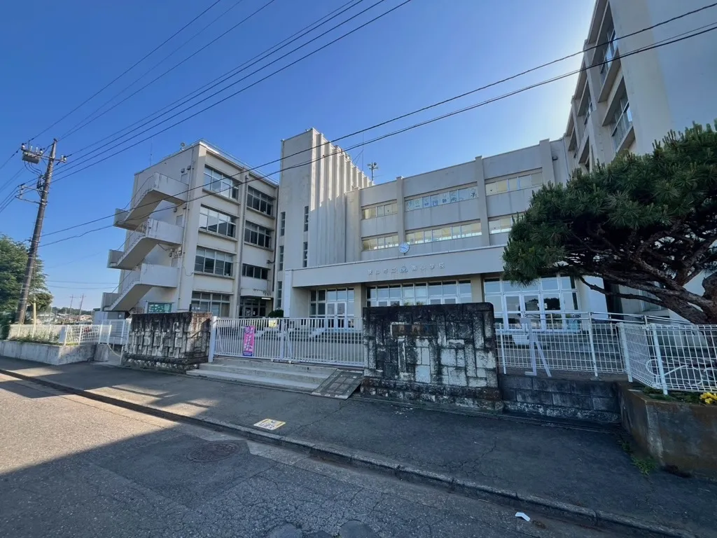 南小学校