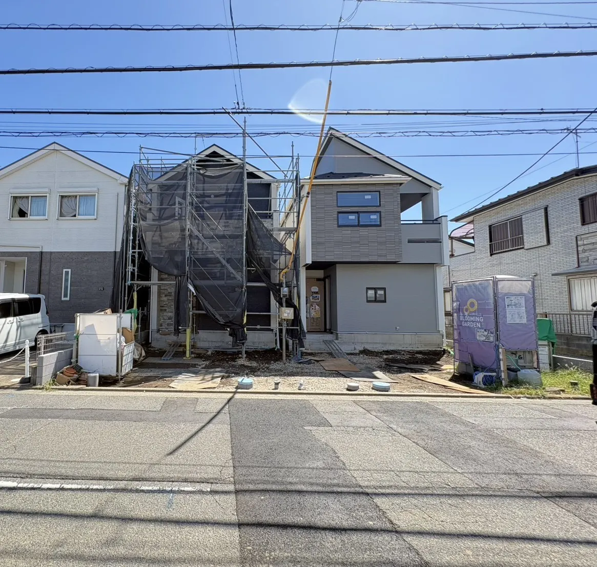 販売現地