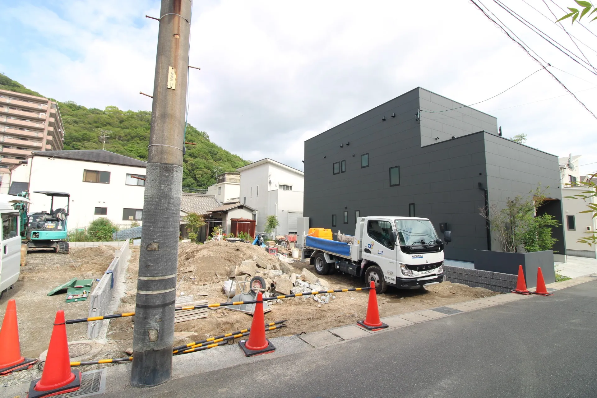 前面道路から見た宅地
