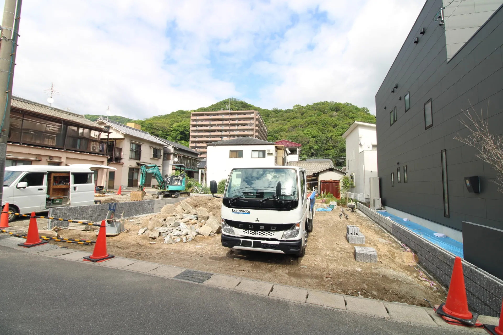 前面道路から見た宅地