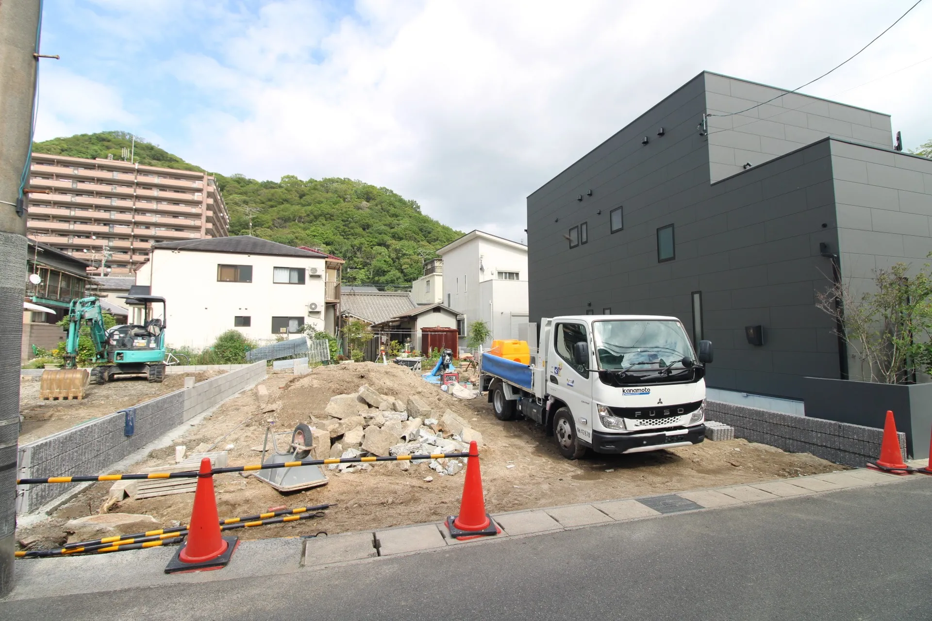 前面道路から見た宅地