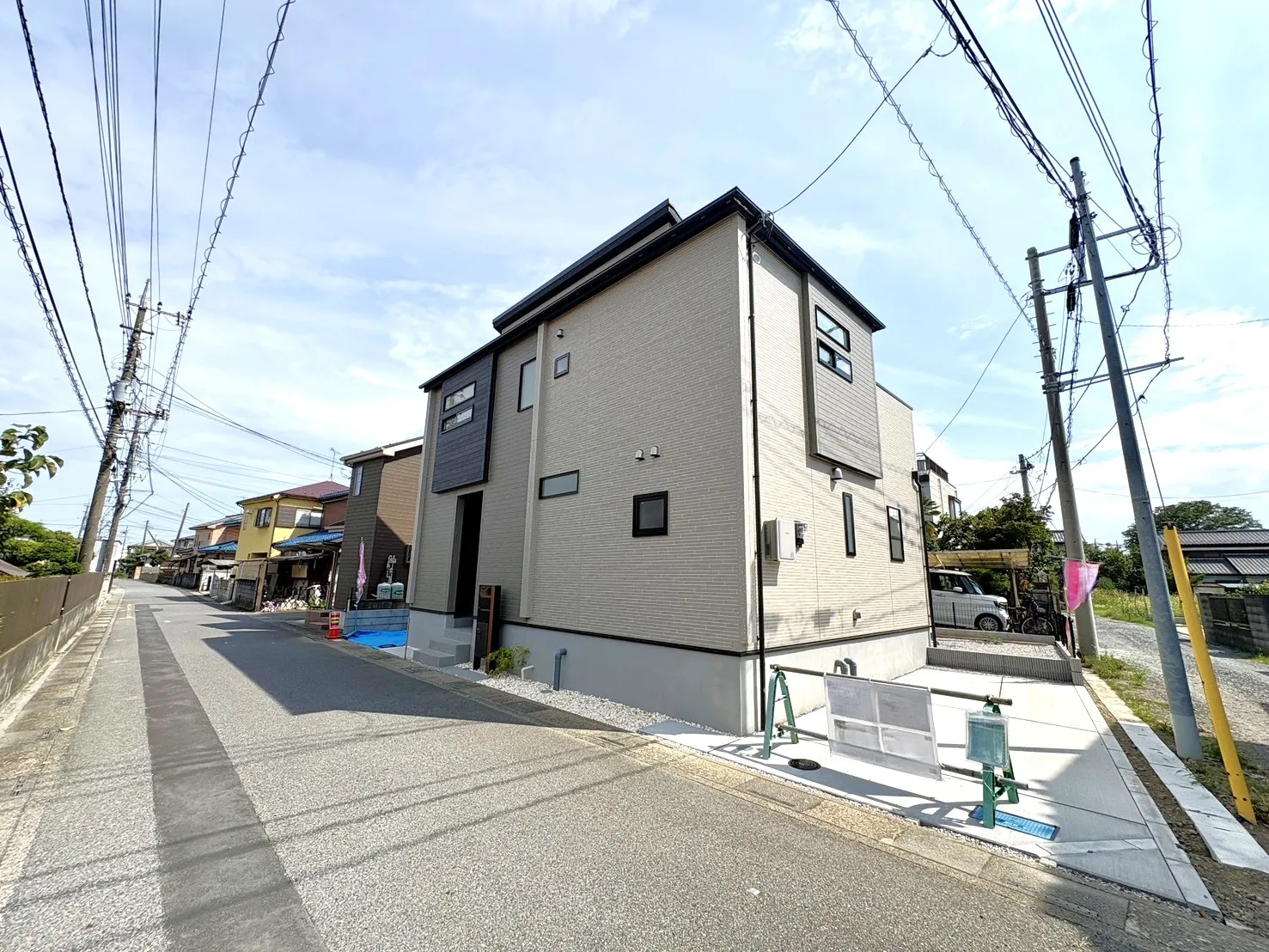 【外観写真】JR川越線「指扇」駅・JR湘南新宿ライン,JR京浜東北線「大宮」の2路線アクセス可能,駅チカ物件◎通勤・通学に便利な立地で、ご家族それぞれのライフスタイルに柔軟に対応。将来を見据えても安心できる、利便性と暮らしやすさ。