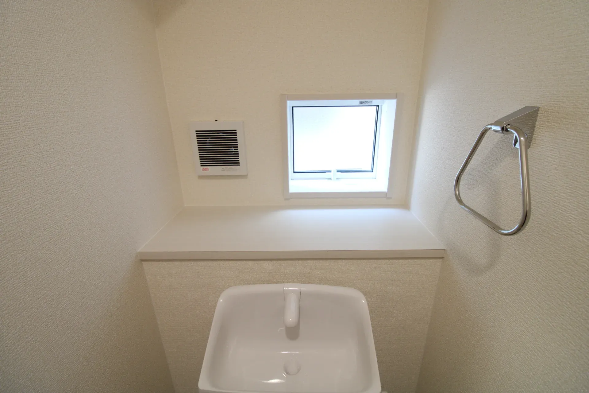 トイレ枕棚