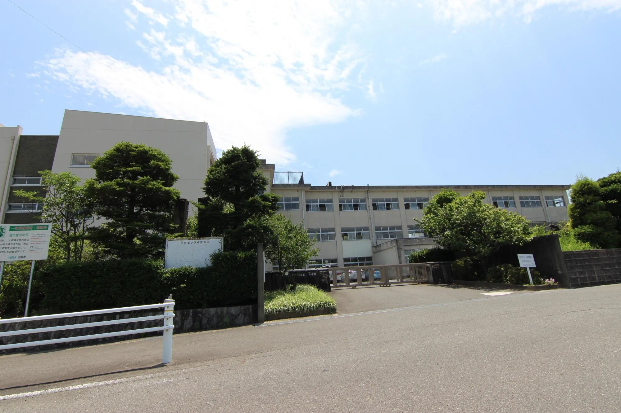 佐布里小学校