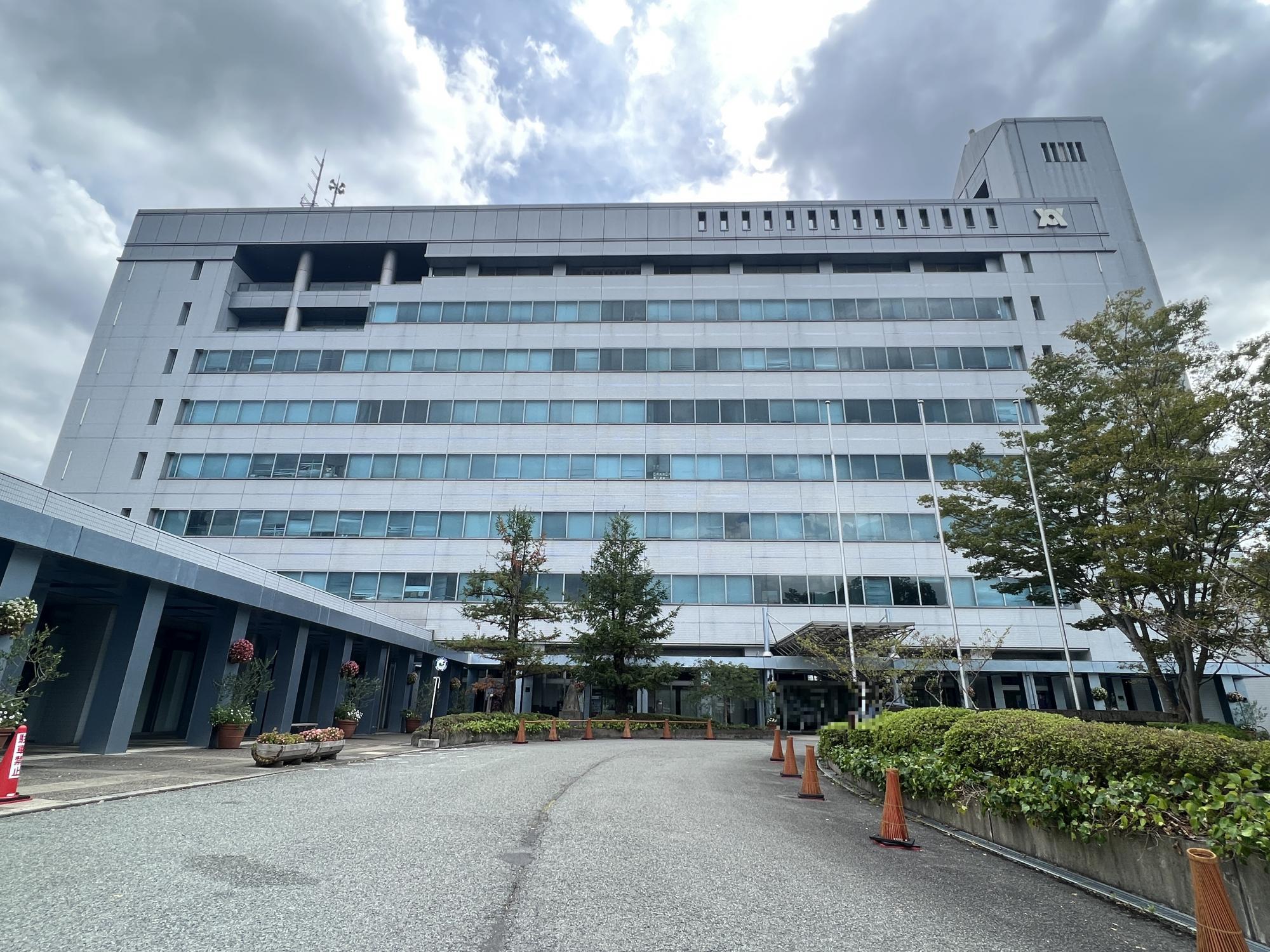 亀岡市役所