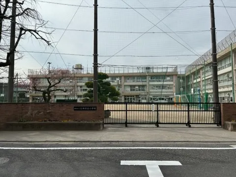 練馬区立石神井台小学校