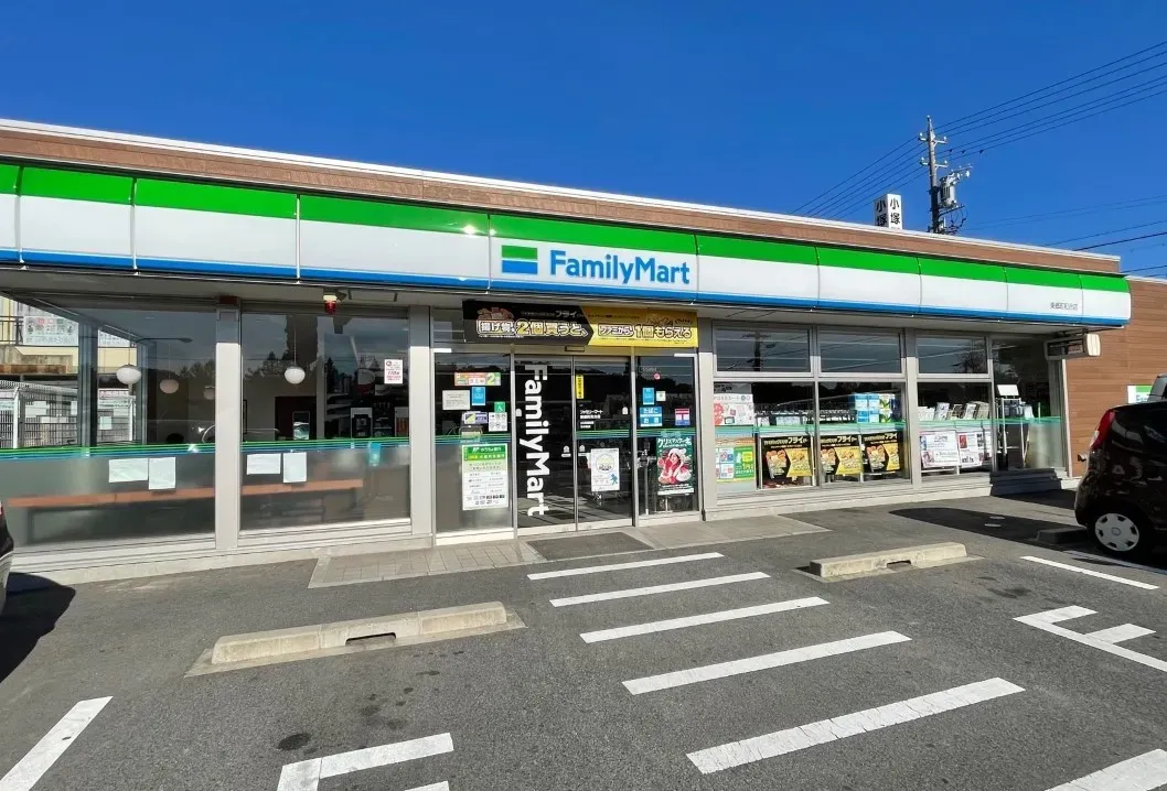 ファミリーマート東郷町和合店