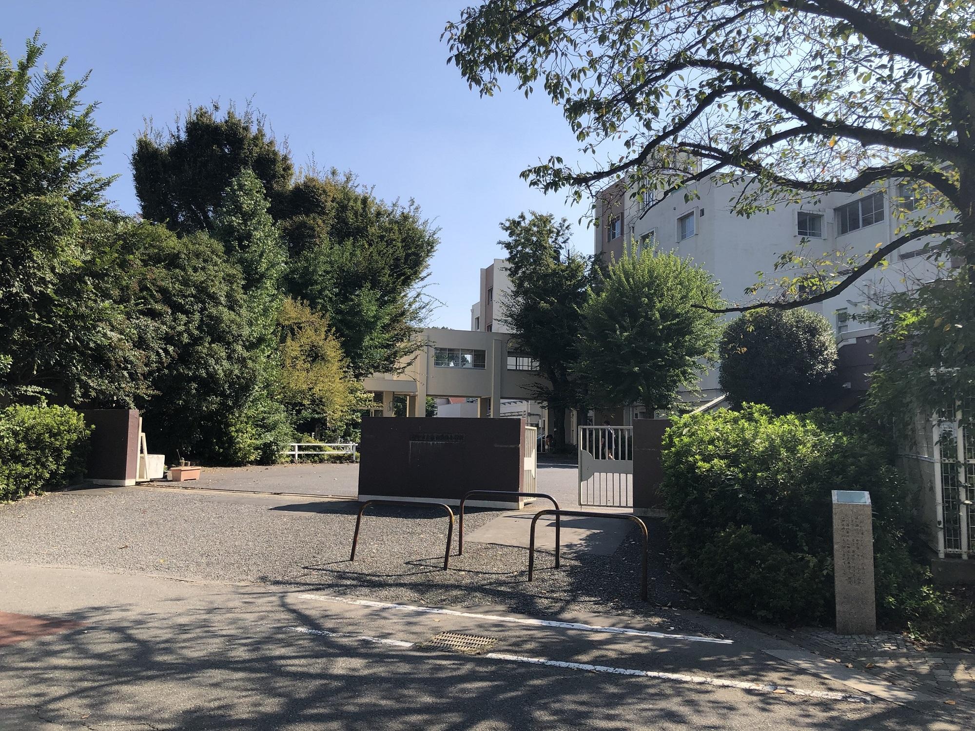 市立南白糸台小学校