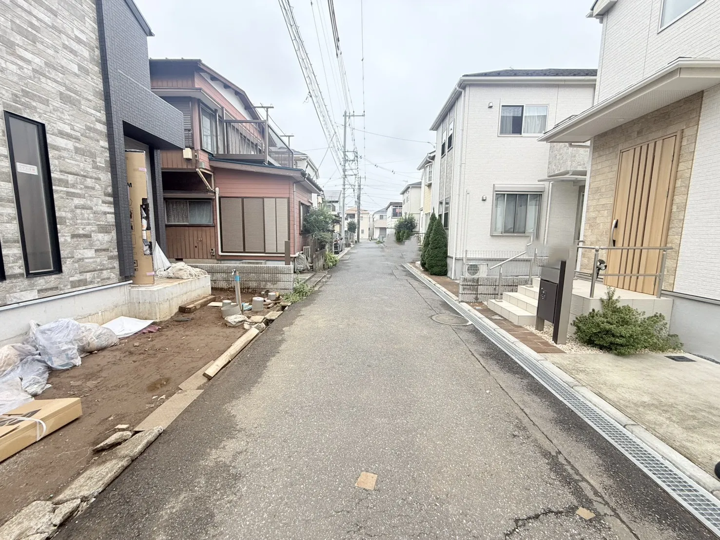 【2026/9/26 販売現地・前面道路】