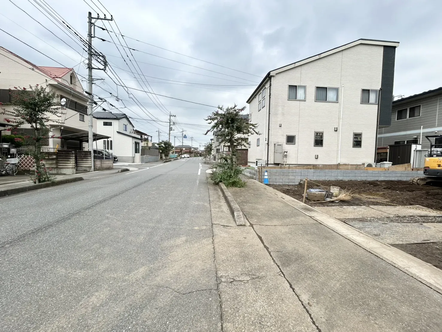 造成
