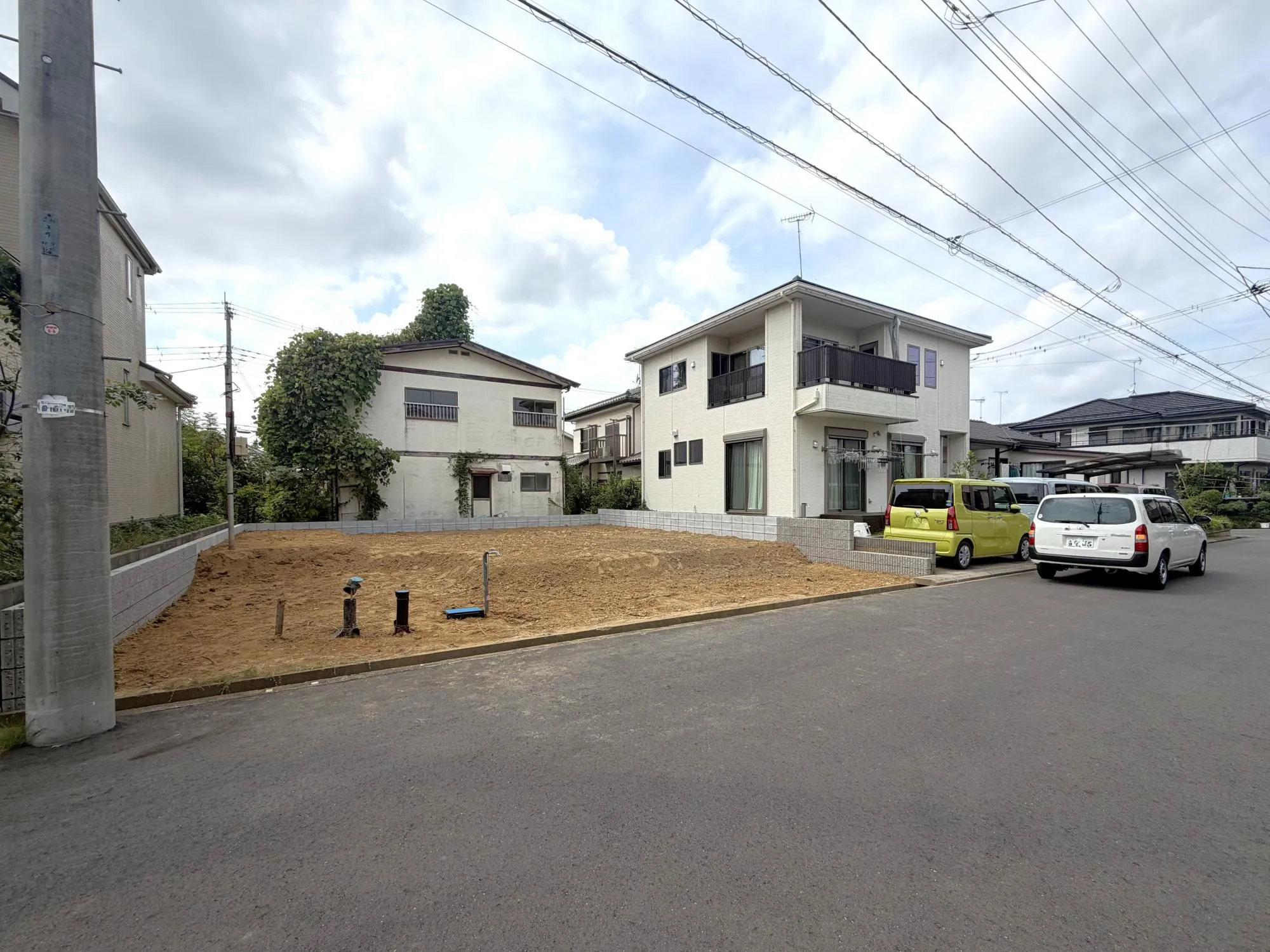販売現地
