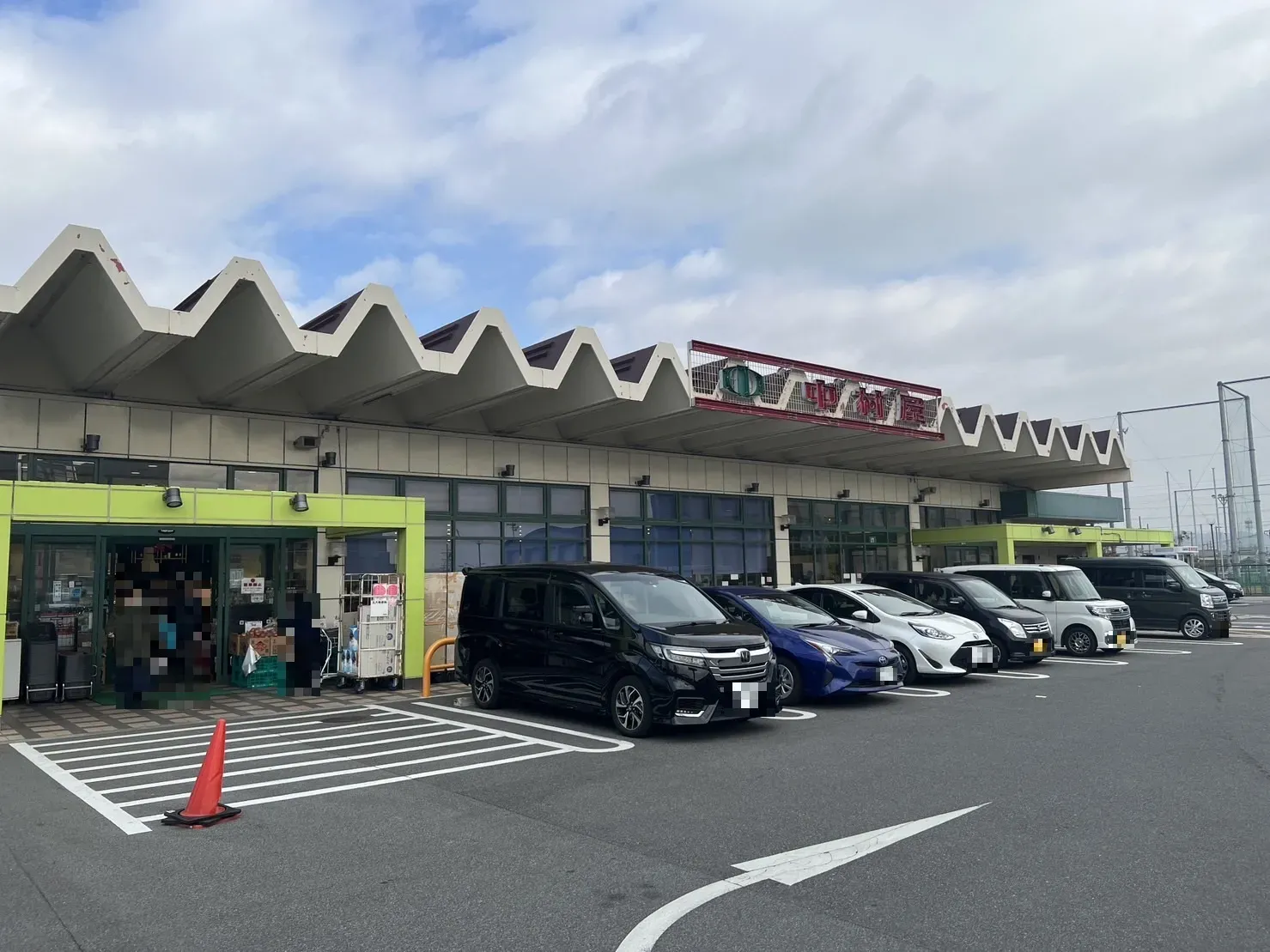 スーパー中村屋木津店